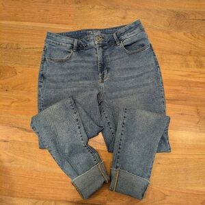 Maurices - High Rise Jeans - Size Large - Super Stretchy - Cropped - Skinny